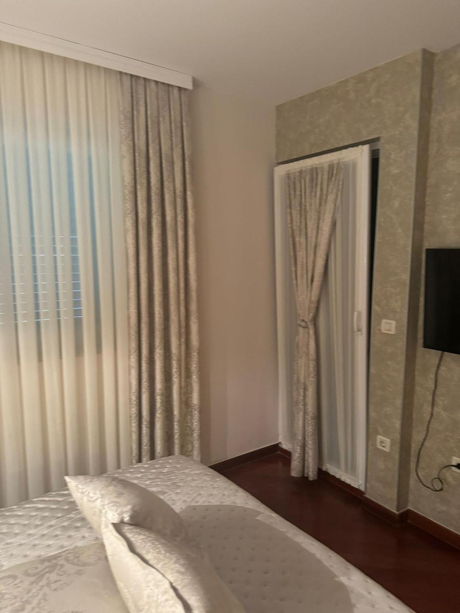 Apartmani Penavic 马卡尔斯卡 外观 照片