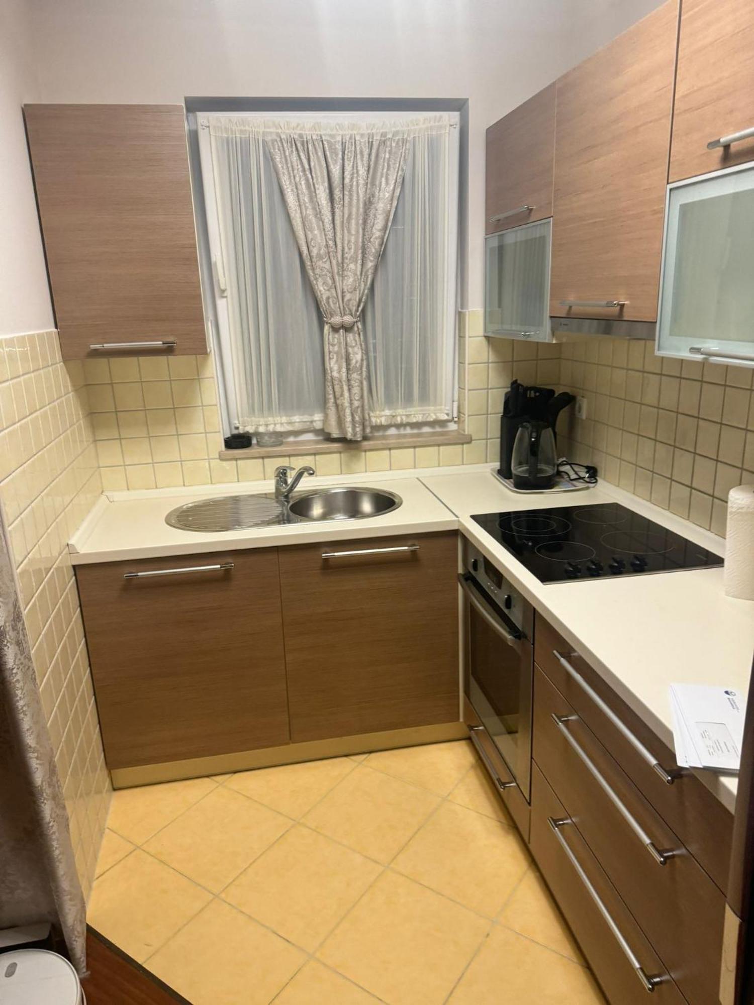 Apartmani Penavic 马卡尔斯卡 外观 照片